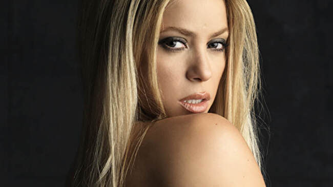 Shakira1 background 2