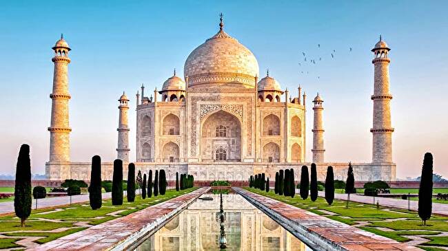 Taj Mahal background 3