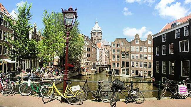 Amsterdam background 3