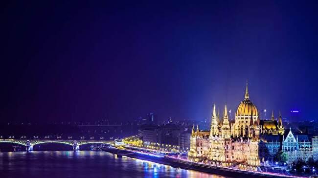 Budapest background 1