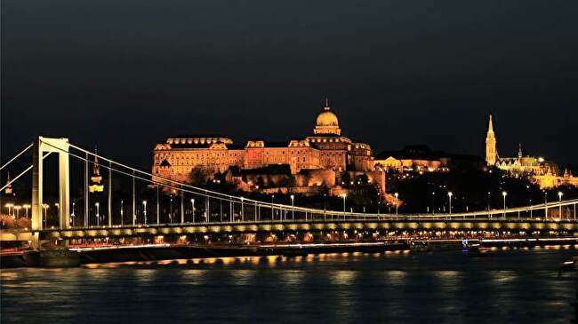 Budapest background 3