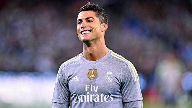 Cristiano Ronaldo background 3