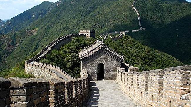 Great Wall of China background 2