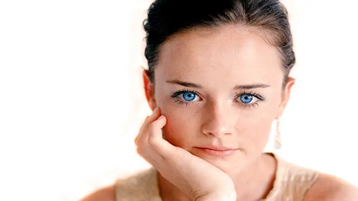 Alexis Bledel theme for Windows 10 Slideshow image 4