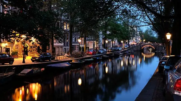 アムステルダム Windows 10用テーマ スライドショー画像 1