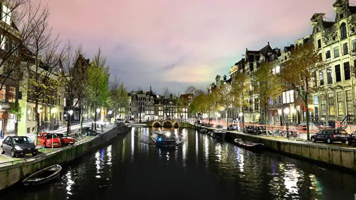 アムステルダム Windows 10用テーマ スライドショー画像 4