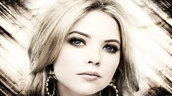 Ashley Benson theme for Windows 10 Slideshow image 3