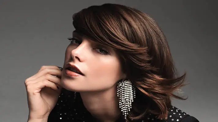 Ashley Greene theme for Windows 10 Slideshow image 4