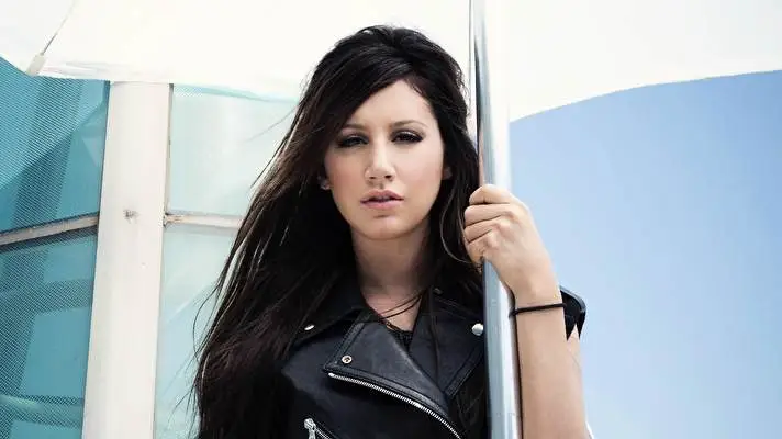 Ashley Tisdale theme for Windows 10 Slideshow image 1