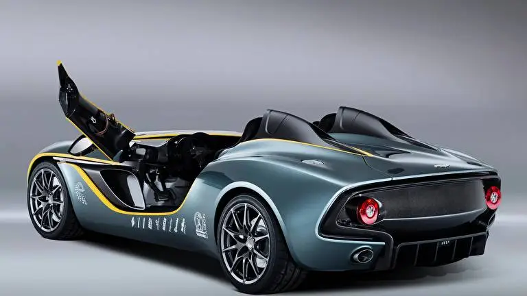 Aston Martin theme for Windows 10 Slideshow image 4