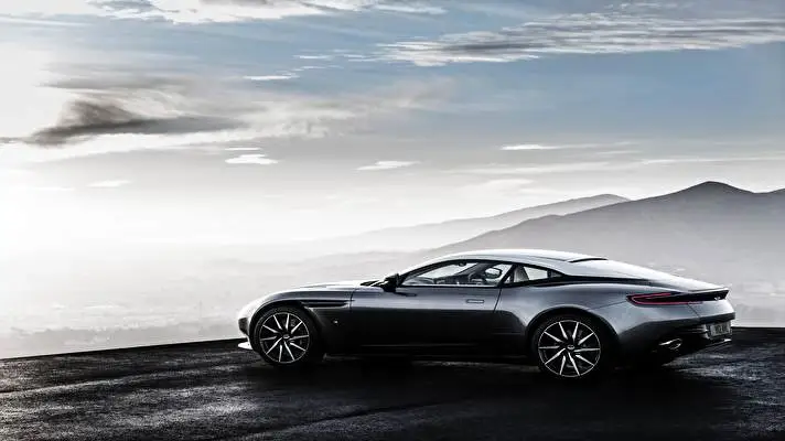 Aston Martin Db theme for Windows 10 Slideshow image 5