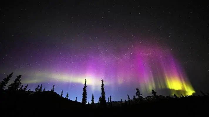 Aurora Boreale tema per Windows 10 Immagine di presentazione 4