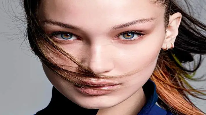 Белла Хадид тема для Windows 10 Изображение слайдшоу 3