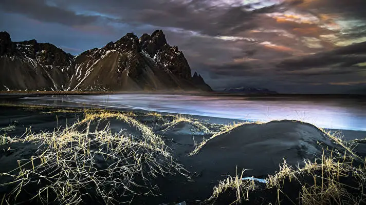 Black Sand Beach theme for Windows 10 Slideshow image 2