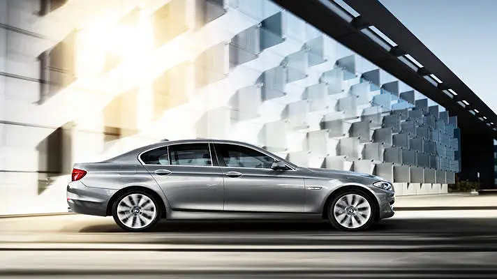 Bmw 5series theme for Windows 10 Slideshow image 3