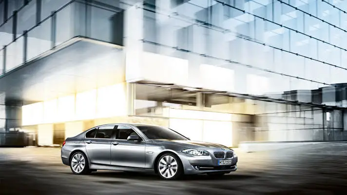 Bmw 5series theme for Windows 10 Slideshow image 5