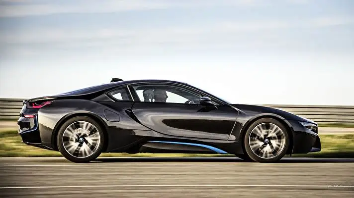 БМВ i8 тема для Windows 10 Изображение слайдшоу 3