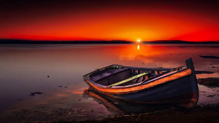 Boats In Sunset theme for Windows 10 Slideshow image 1