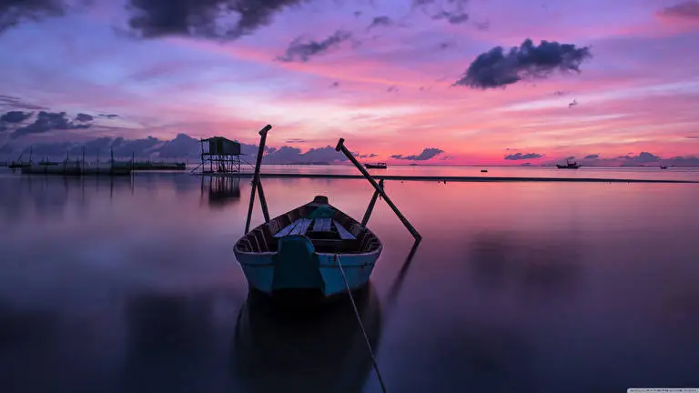 Boats In Sunset theme for Windows 10 Slideshow image 2