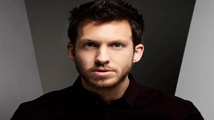 Calvin Harris theme for Windows 10 Slideshow image 5