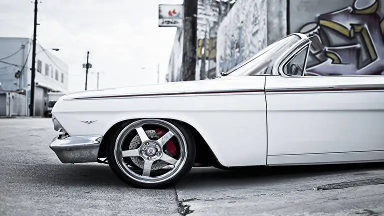 Chevrolet Impala theme for Windows 10 Slideshow image 2