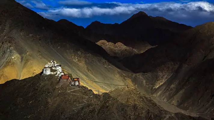 China theme for Windows 10 Slideshow image 4