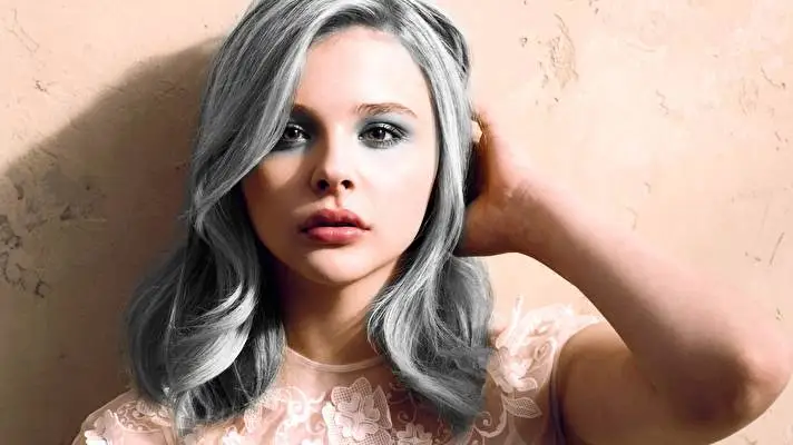 Chloe Moretz motiv pro Windows 10 Obrázek prezentace 3