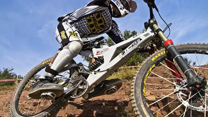 VTT Descente thème pour Windows 10 Image de diaporama 1