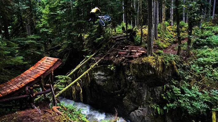 VTT Descente thème pour Windows 10 Image de diaporama 2