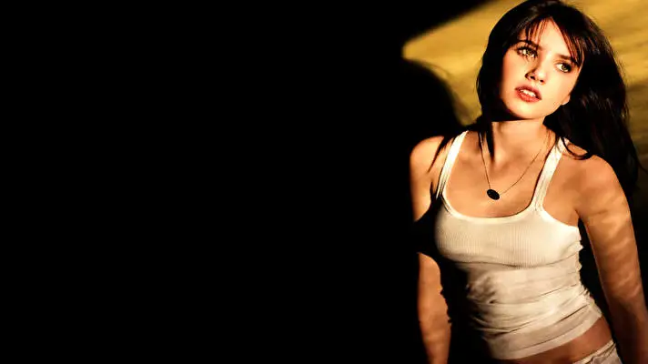 Emma Roberts motiv pro Windows 10 Obrázek prezentace 3