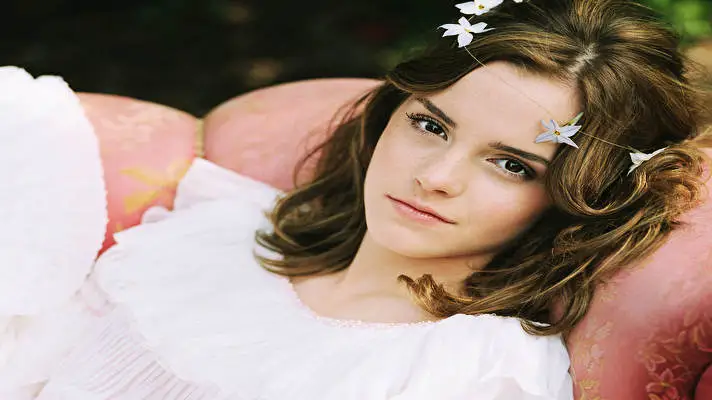 Эмма Уотсон тема для Windows 10 Изображение слайдшоу 2