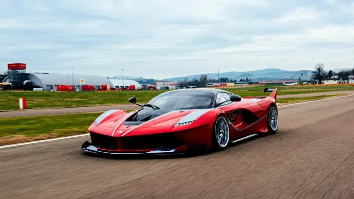 Ferrari Fxx theme for Windows 10 Slideshow image 3