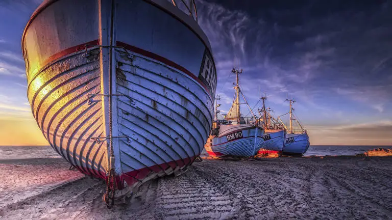 Fishing Boat theme for Windows 10 Slideshow image 5