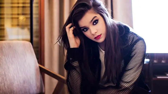 Хейли Стейнфелд тема для Windows 10 Изображение слайдшоу 5