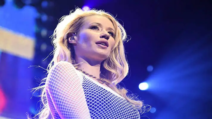 Иги Азалия тема для Windows 10 Изображение слайдшоу 3