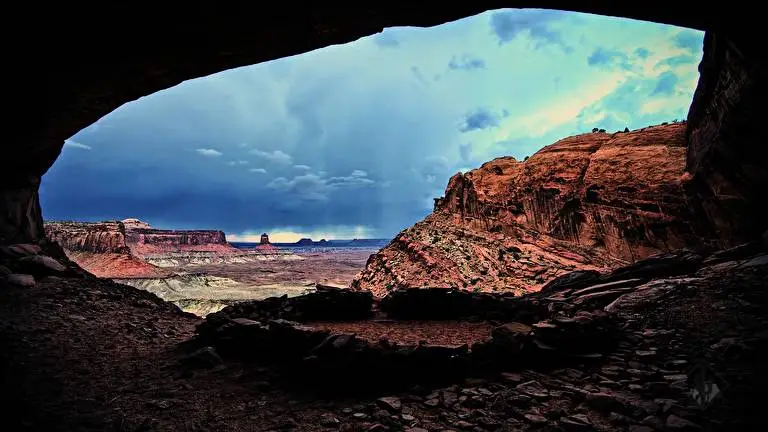 Grotte Incredibili tema per Windows 10 Immagine di presentazione 4