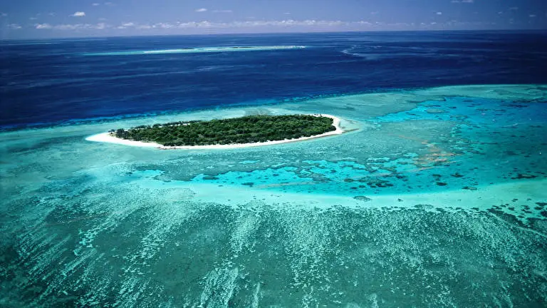 Islands theme for Windows 10 Slideshow image 3