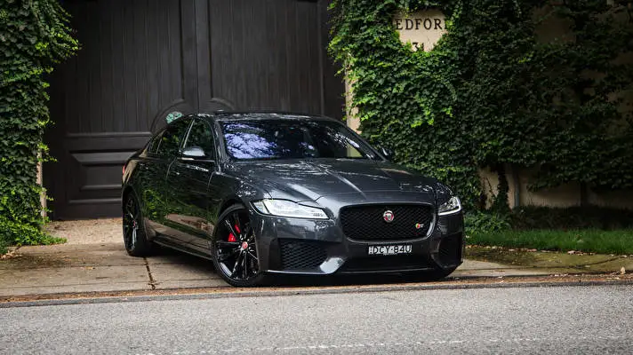 Jaguar Cars theme for Windows 10 Slideshow image 5