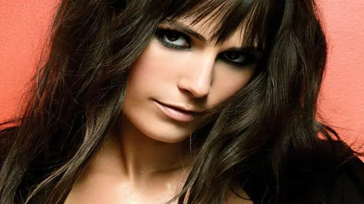 Jordana Brewster theme for Windows 10 Slideshow image 5