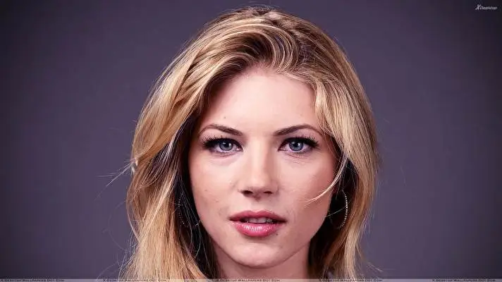 Katheryn Winnick theme for Windows 10 Slideshow image 4