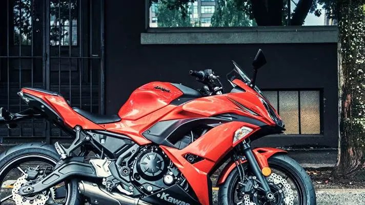 Kawasaki Ninja motyw dla Windows 10 Obraz pokazu slajdów 4