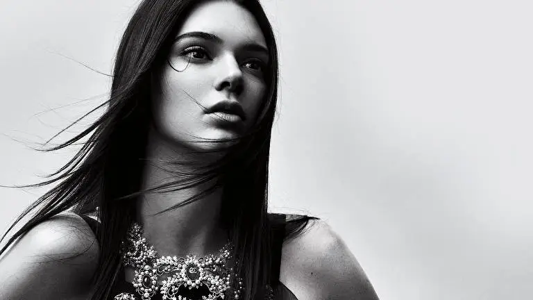 Kendall Jenner theme for Windows 10 Slideshow image 1