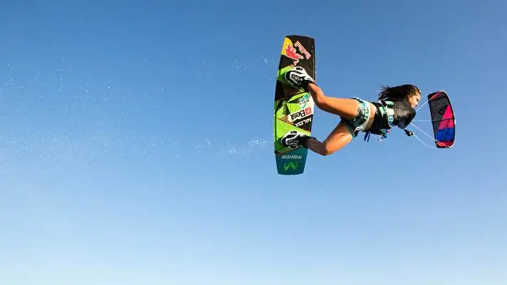 Kitesurfing theme for Windows 10 Slideshow image 3