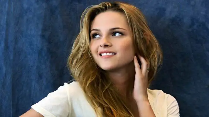 Kristen Stewart theme for Windows 10 Slideshow image 5