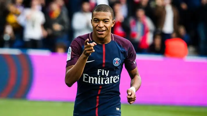 Kylian Mbappe theme for Windows 10 Slideshow image 3
