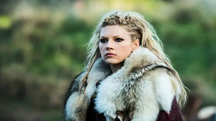 Lagertha Lothbrok theme for Windows 10 Slideshow image 3