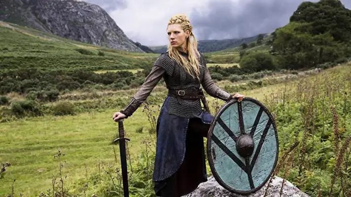 Lagertha Lothbrok theme for Windows 10 Slideshow image 4