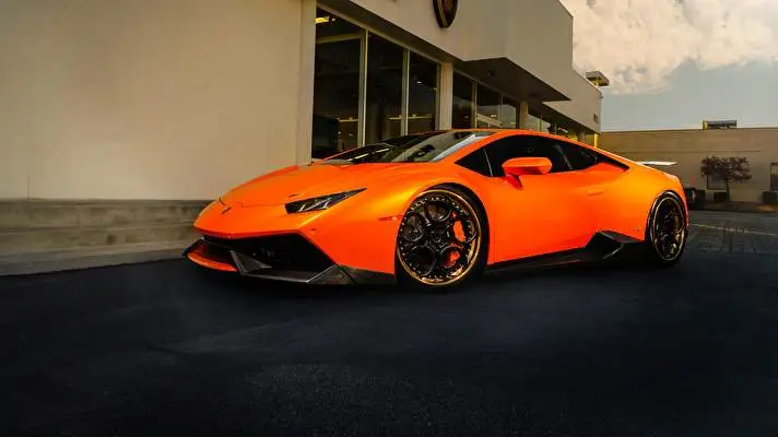 Lamborghini Huracan theme for Windows 10 Slideshow image 2