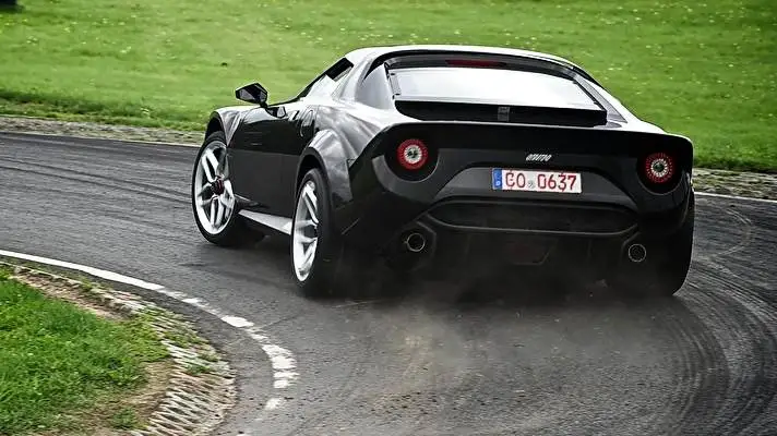 Lancia theme for Windows 10 Slideshow image 2