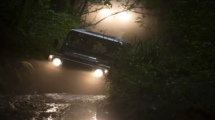 Land Rover Defender theme for Windows 10 Slideshow image 3